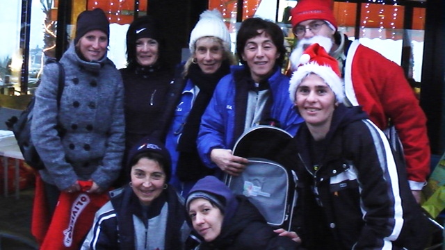 1o_Cross_di_Babbo_Natale - podio femminile del cross di babbo natale.jpg