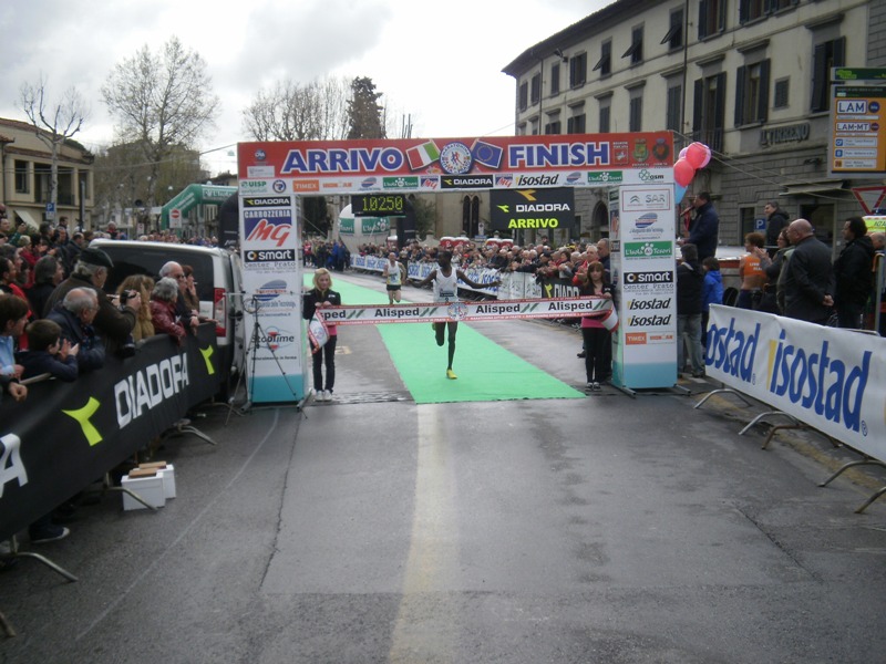 22o_Maratonina_di_Prato - Too.JPG