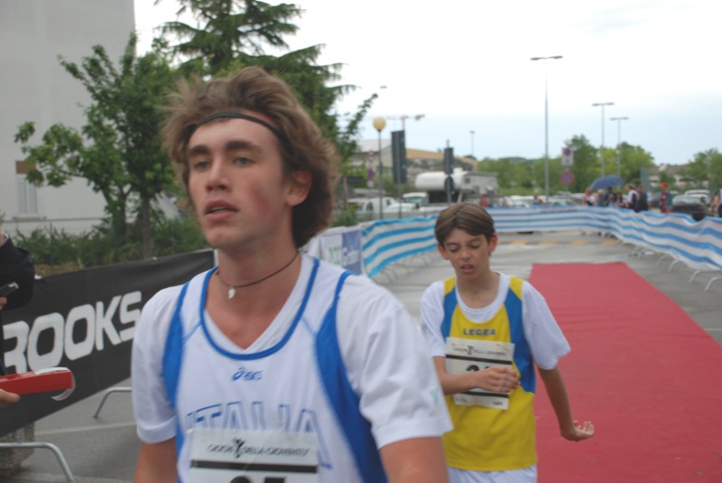 29a_Corsa_podistica_del_Foglia - DSC_0010.JPG
