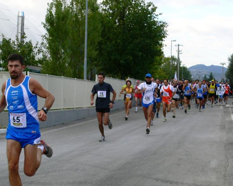 2a_Maratonina_del_Vino - start vino 2011.JPG