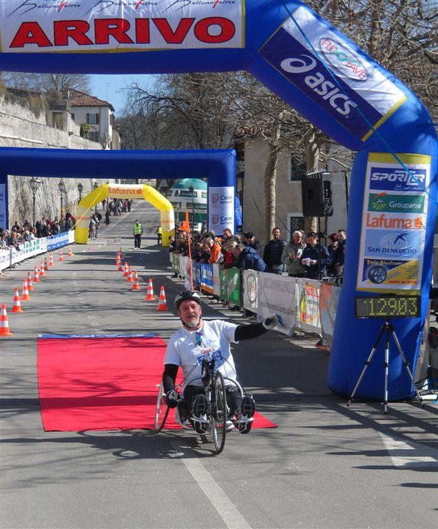 4a_BELLUNOFELTRE - Belluno_Feltre_2011__arrivo_di_atleta_disabileb.jpg
