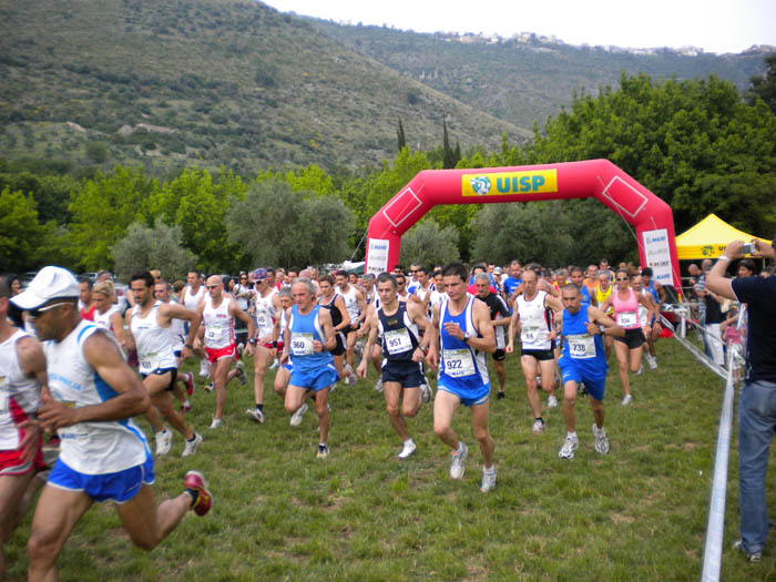 Campestre_Oasi_di_Ninfa - Ninfa 2010 fase gara.jpg