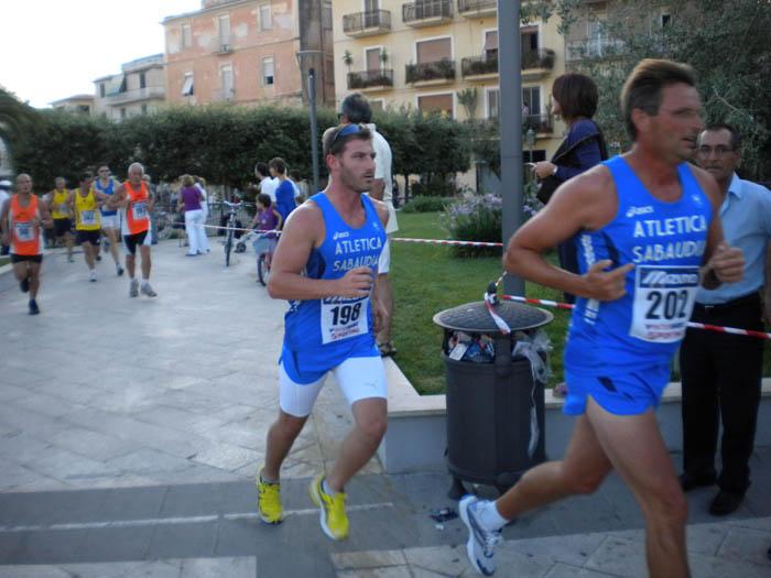 Corri_a_Fondi - Fondi 2011 fase gara 6.jpg
