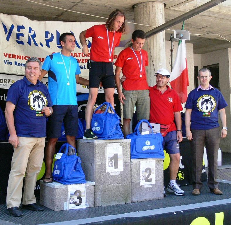 ECO_TRAIL_RUNNING_2011 - podio maschile.JPG