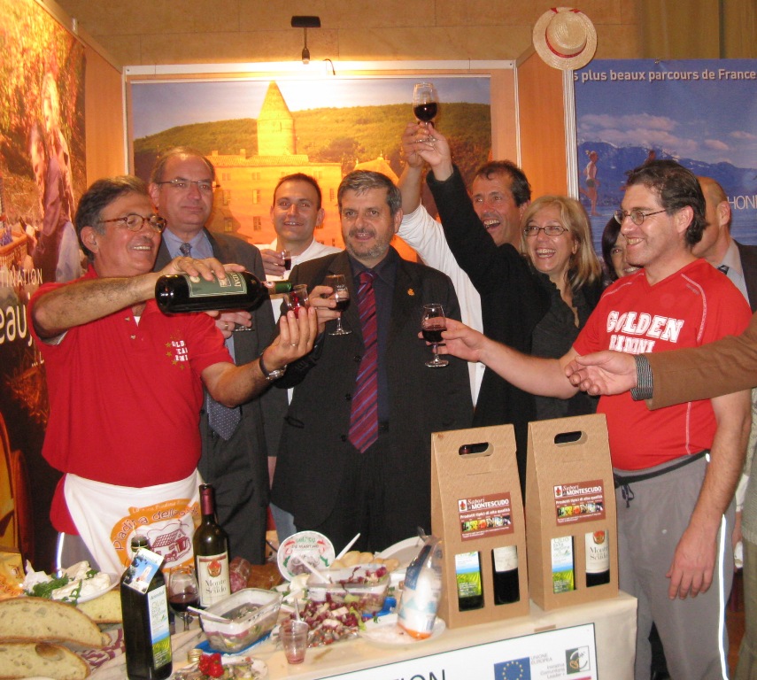 Il_Golden_Club_Rimini_conquista_la_Francia - brindisi alla Romagna.JPG
