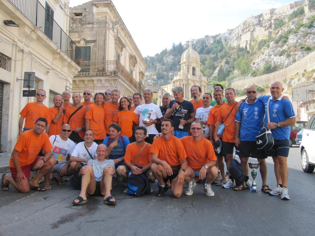 Maratona_Filippide - foto finale con t-shirt orange.JPG