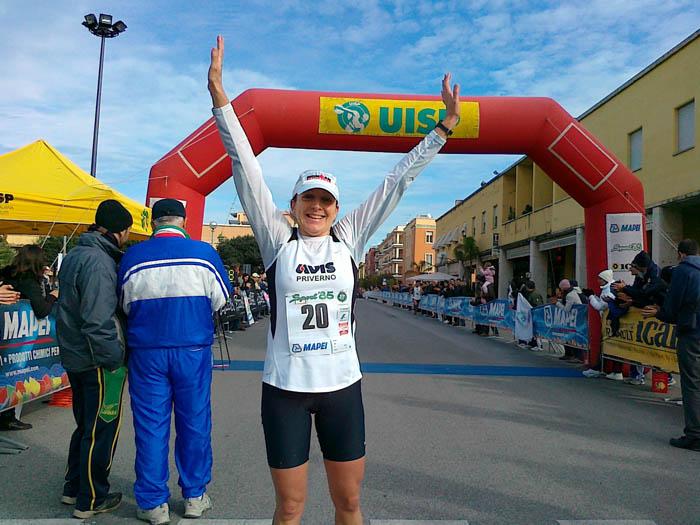 Maratona_di_Latina - Maratona Sabaudia 2010 Anna Quagliaro.jpg