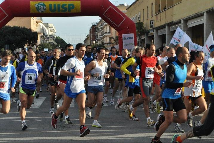 Maratona_di_Latina - Maratona Sabaudia 2010 Fase gara 2.jpg