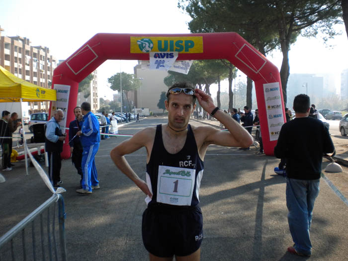 Mezza_Maratona_Trofeo_Giacomo_Ippoliti - Cisterna 2010 vincitore.jpg