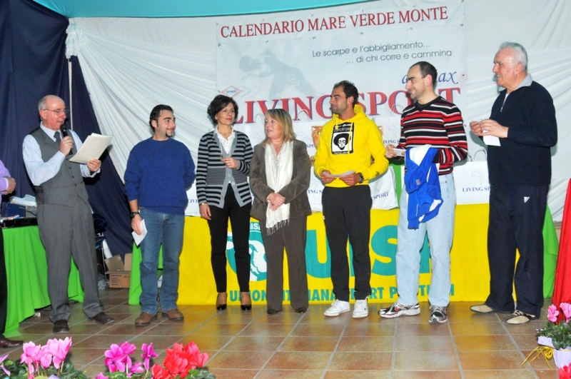 Premiazioni_Calendario_MareVerdemonte_2009 - a1a.jpg