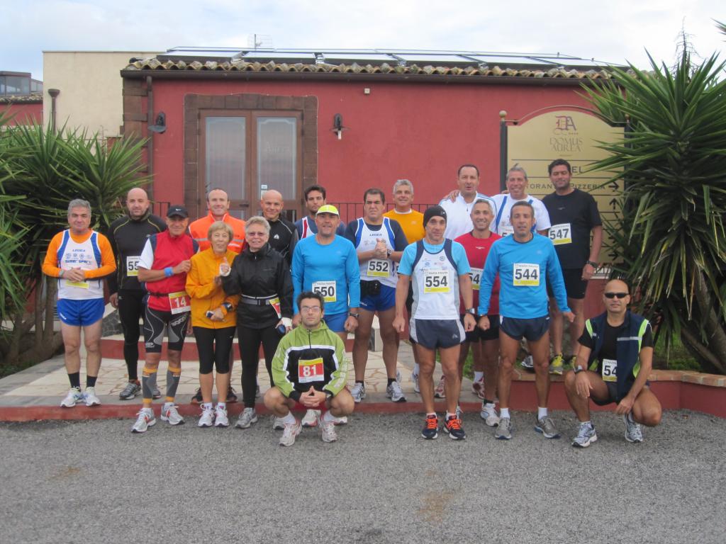 Skampagnata_Marathon_IUTA - Foto di gruppo prima partenza 50 Km.JPG
