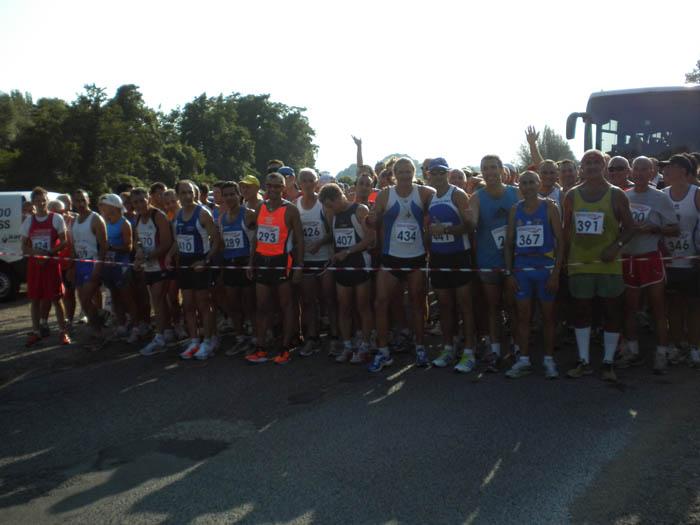 Trofeo_Sette_Minestre_a_Pisterzo - Pisterzo 2011 partenza.jpg