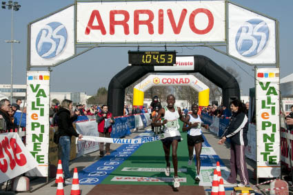 Valli_e_Pinete_2011 - Gli arrivi 014x.jpg