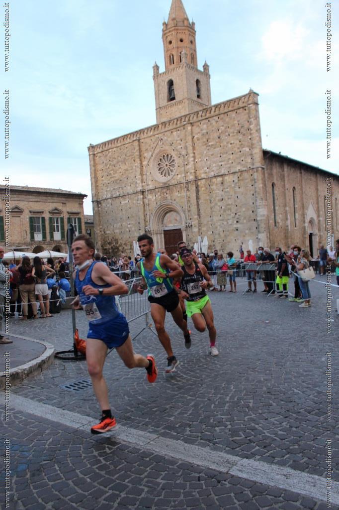 19a_Notturna_Atriana - Notturna Atriana 20082021 passaggio cattedrale.jpg